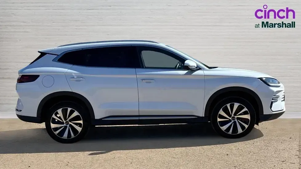 Used BYD Seal U Boost 218 HP (160 kW) 2025 White SUV