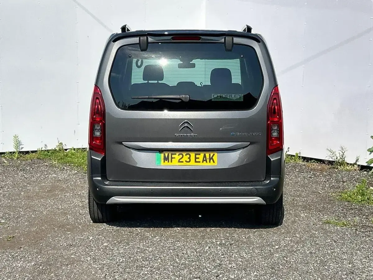 Used Citroën Berlingo XTR 98 kW (134 HP) 2023 Grey MPV