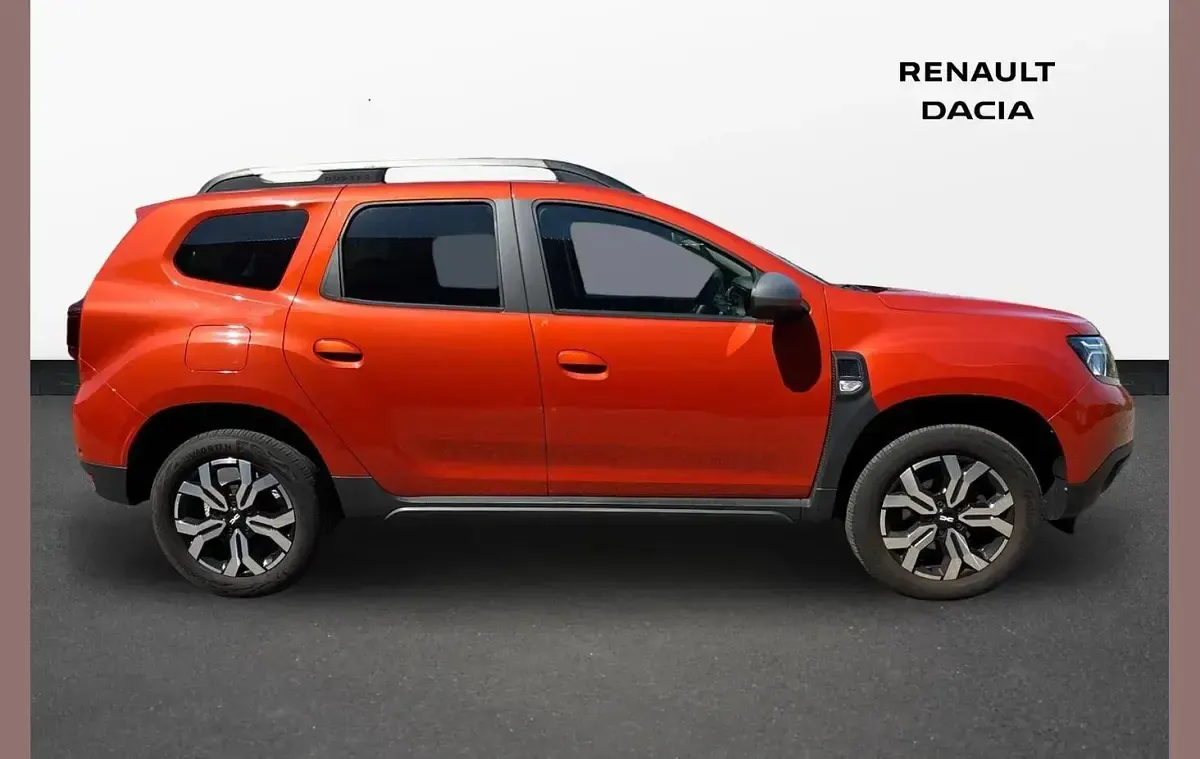 Used Dacia Duster Journey 130 HP (95 kW) 2023 Orange SUV