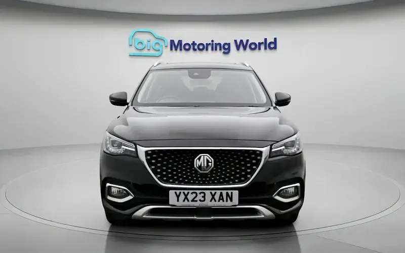 Used MG HS Exclusive 162 HP (119 kW) 2023 Black SUV