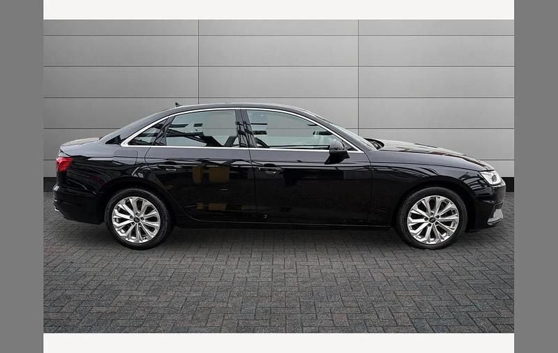Used Audi A4 Comfort 150 HP (110 kW) 2023 Black Sedan