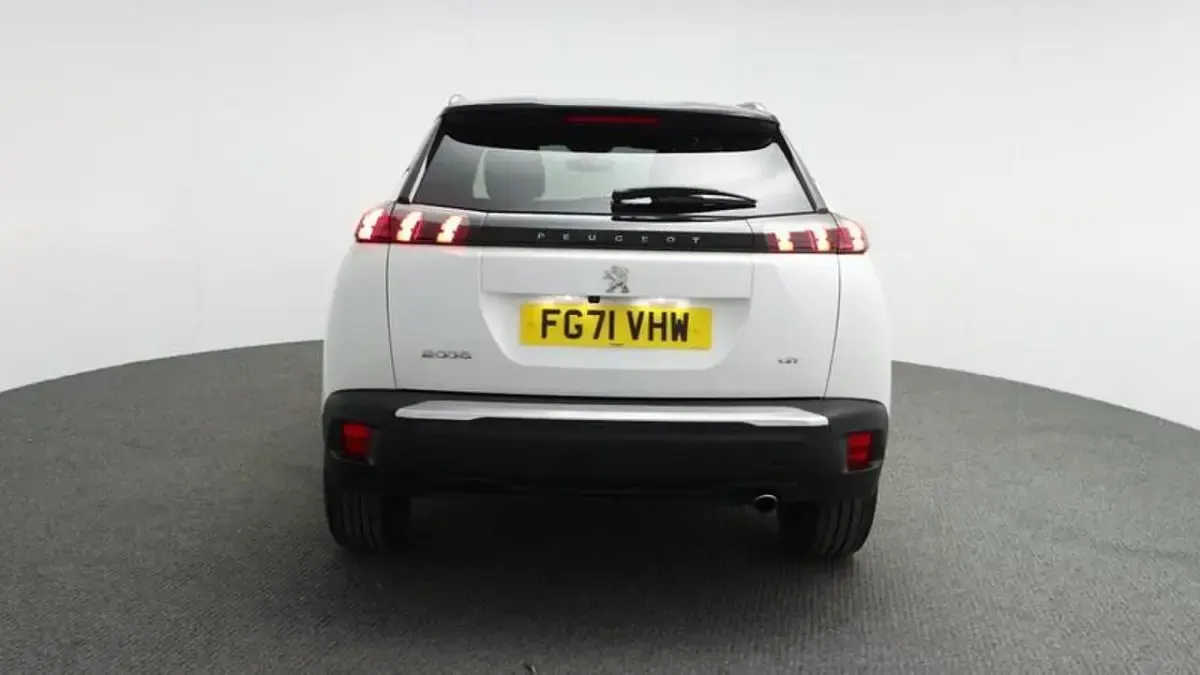 Used Peugeot 2008 GTi 108 HP (79 kW) 2021 White SUV