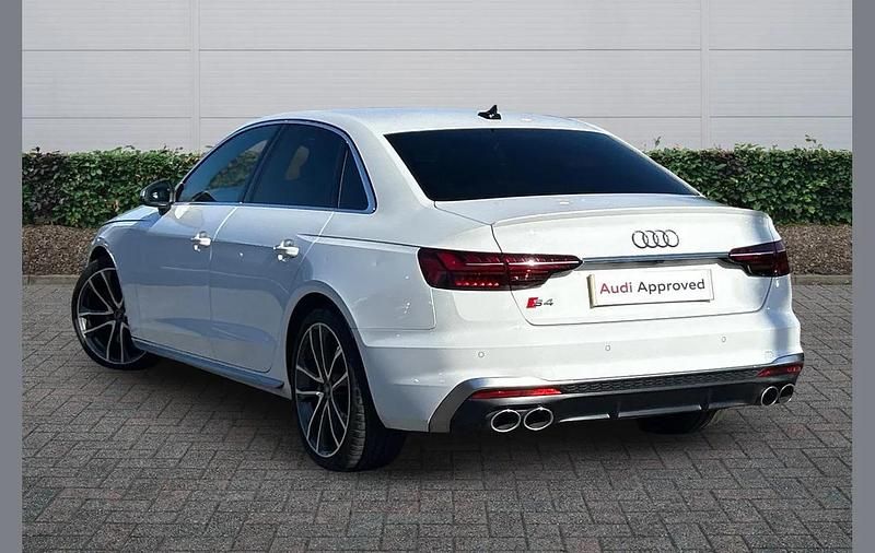 Usado Audi S4 Design 336 HP (247 kW) 2022 Branco Sedan