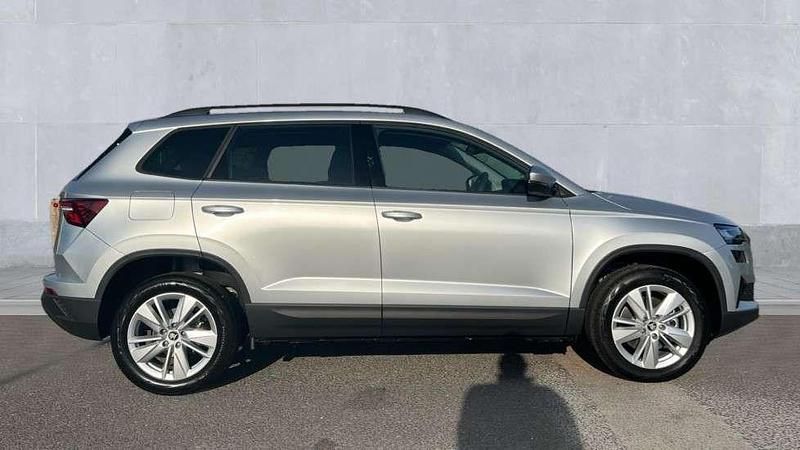 New Skoda Karoq SE 150 HP (110 kW) 2025 Brilliant silver metallic SUV