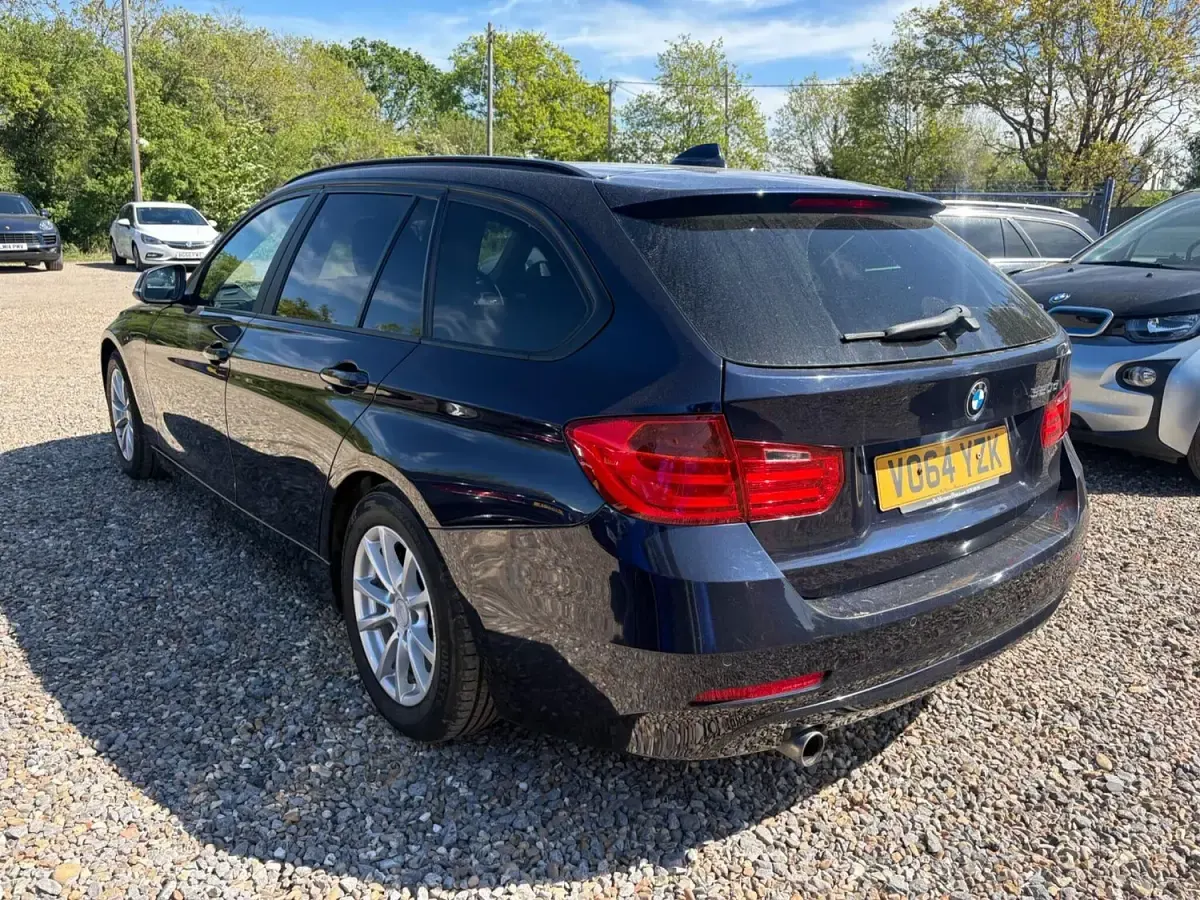 Used BMW 320 Efficient Dynamics 2014 Blue Estate