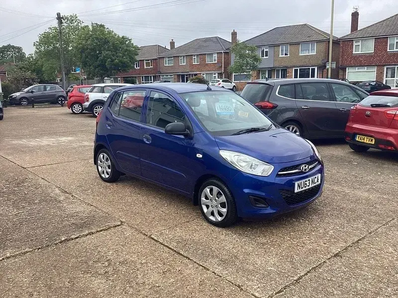 Begagnad Hyundai i10 Classic 85 HK (62 kW) 2013 Blå Halvkombi