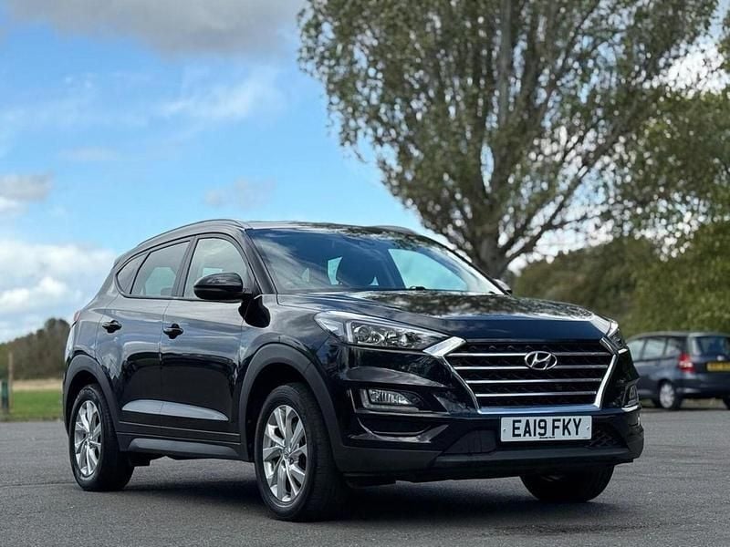Black Used 2019 Hyundai Tucson SE SUV | £10,995 (Good price) - Image 1/3