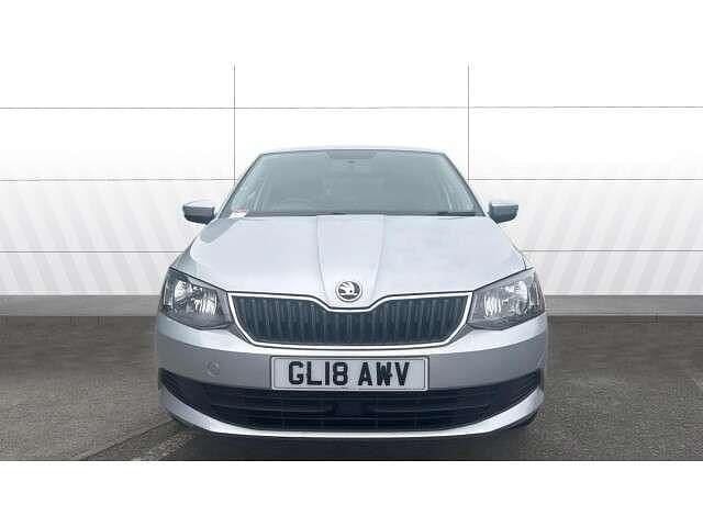 Used Skoda Fabia SE 95 HP (69 kW) 2018 Silver Hatchback