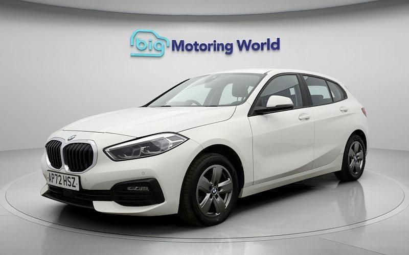 Used BMW 118 136 HP (100 kW) 2023 White Hatchback