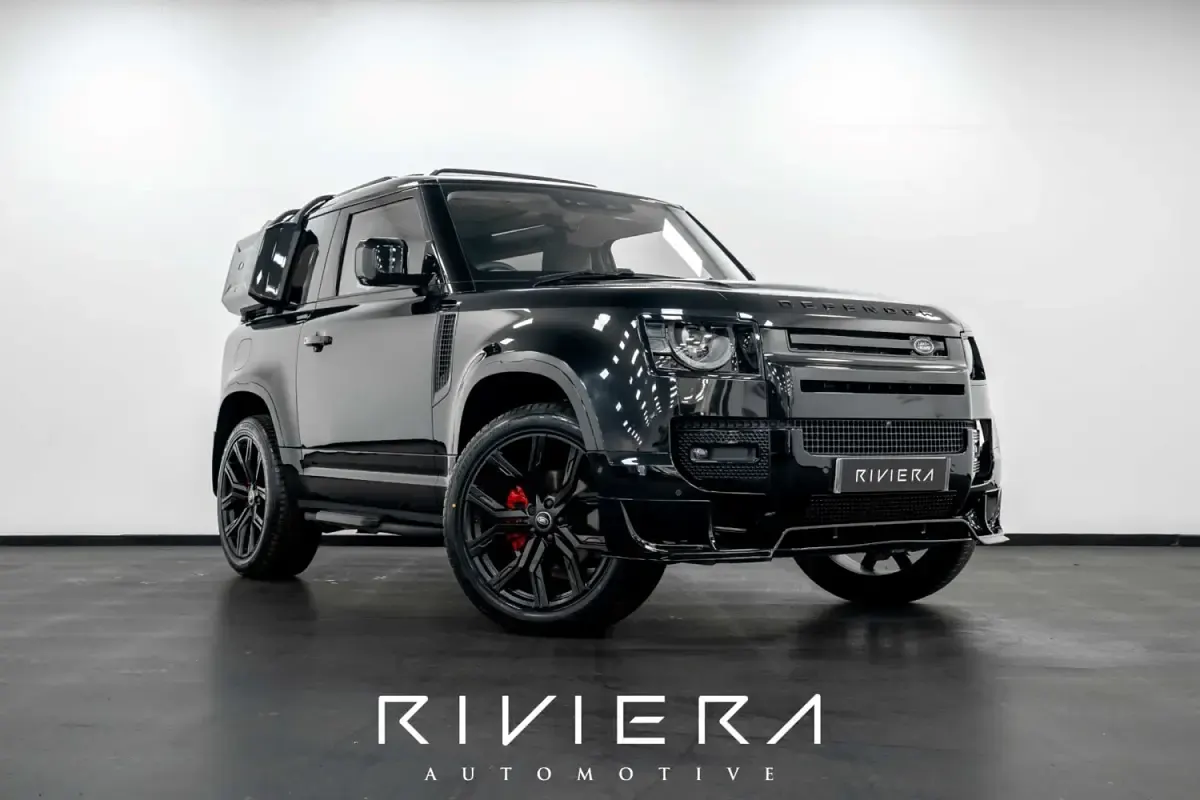Usado Land Rover Defender HSE Dynamic 2024 Preto SUV