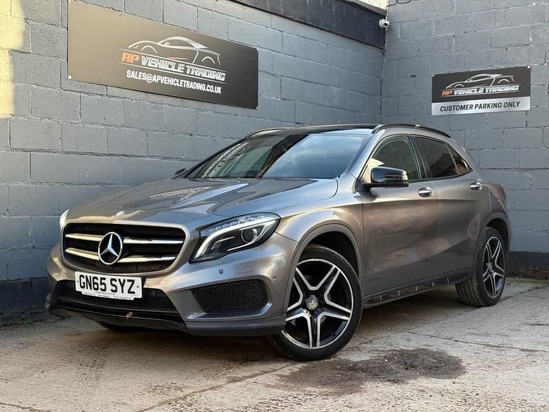 Grey Used 2015 Mercedes GLA220 AMG line SUV | £11,695 (Fair price) - Image 1/4