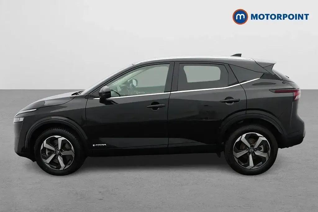 Used Nissan Qashqai N-Connecta 190 HP (139 kW) 2023 Black SUV