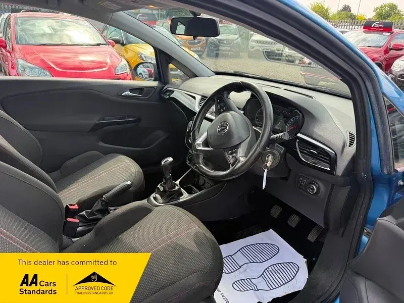 Used Vauxhall Corsa Edition 75 HP (55 kW) 2017 Blue Hatchback