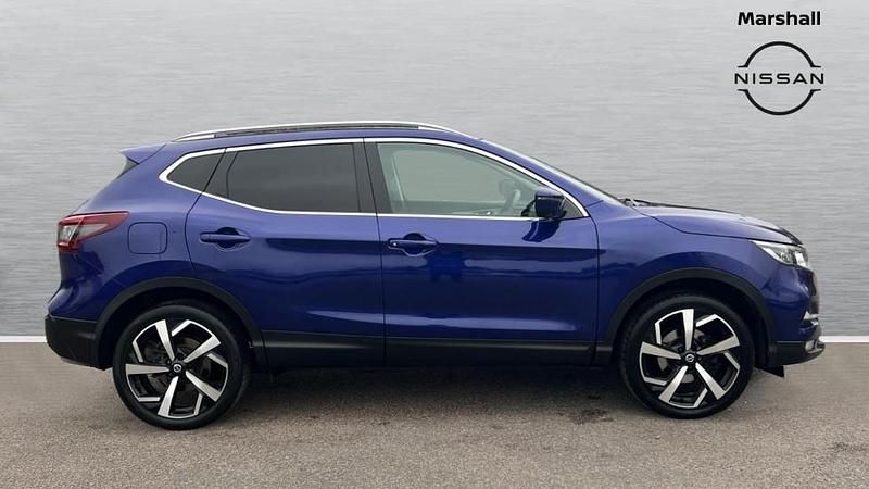Used Nissan Qashqai N-Motion 157 HP (115 kW) 2021 Blue SUV