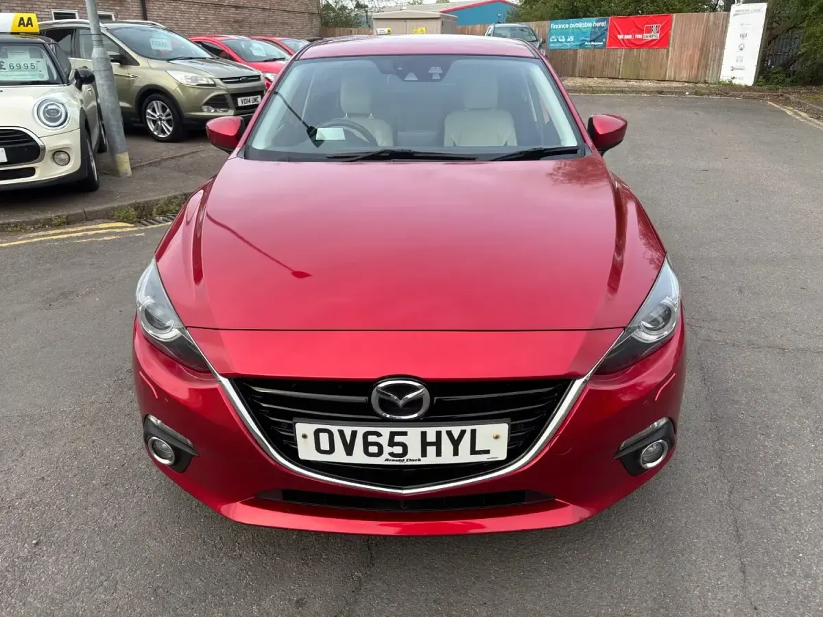 Usado Mazda 3 Inclusive 2015 Vermelho Citadino