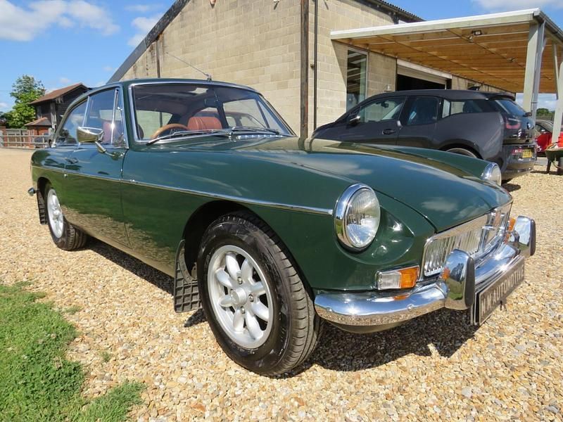 Green Used 1971 MG B GT Coupe | £7,750 - Image 1/4