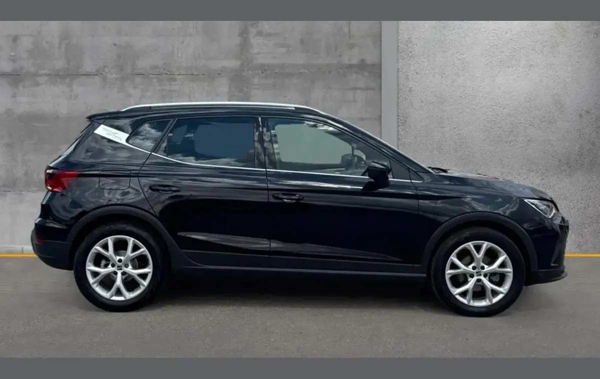 Used Seat Arona FR 147 HP (108 kW) 2023 Black SUV