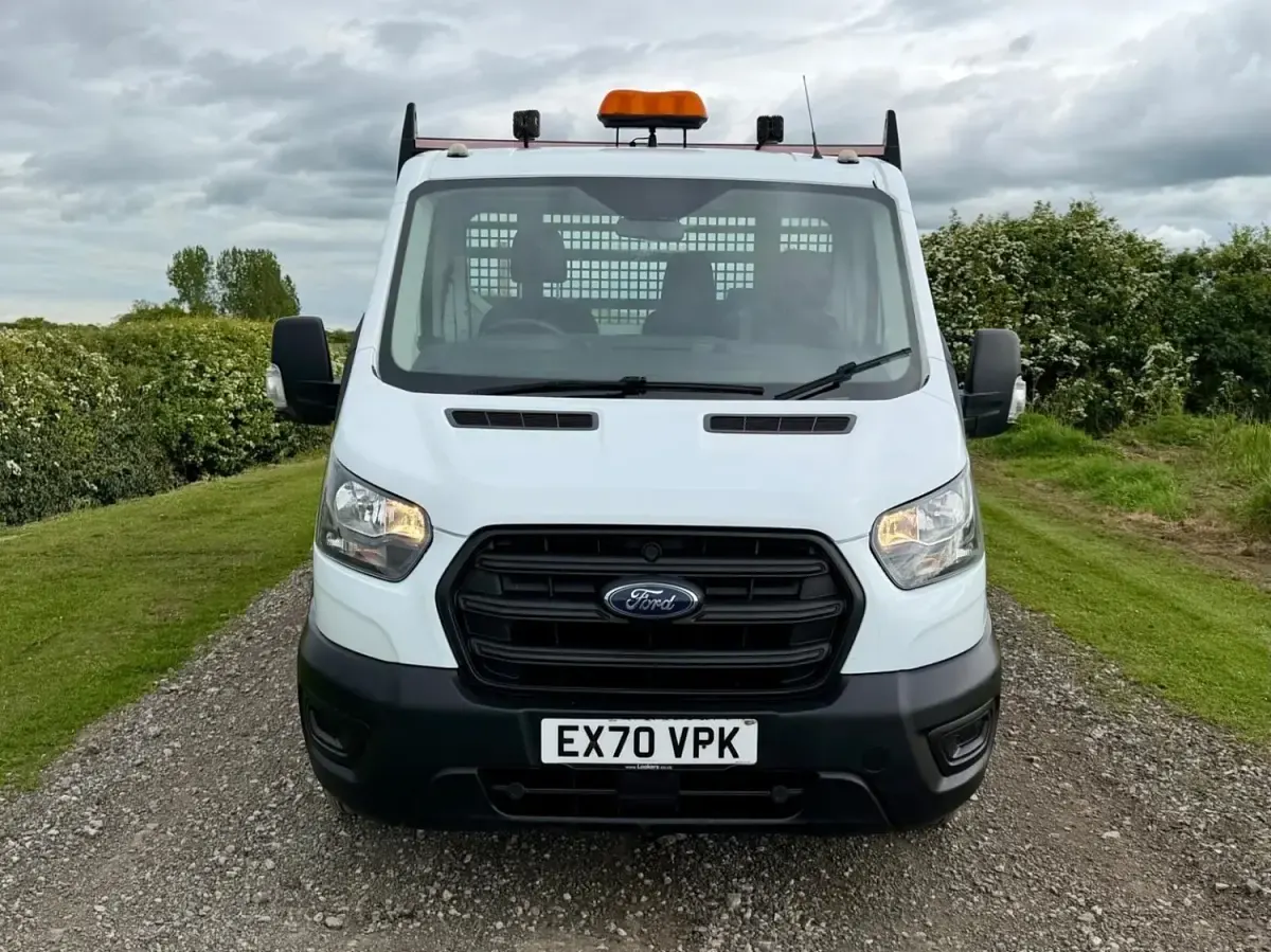 Usado Ford Transit 130 HP (95 kW) 2020 Branco Cabrios