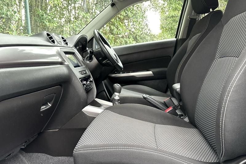 Used Suzuki Vitara SZ-T 2022 White SUV