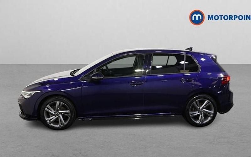 Usado VW Golf VIII R-line 150 HP (110 kW) 2022 Azul Citadino