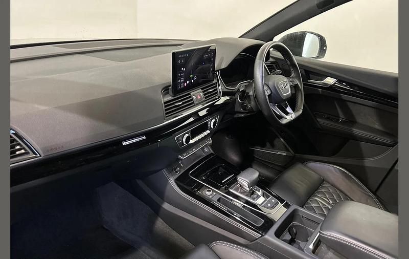 Used Audi Q5 Sportback Comfort 201 HP (147 kW) 2023 Grey SUV