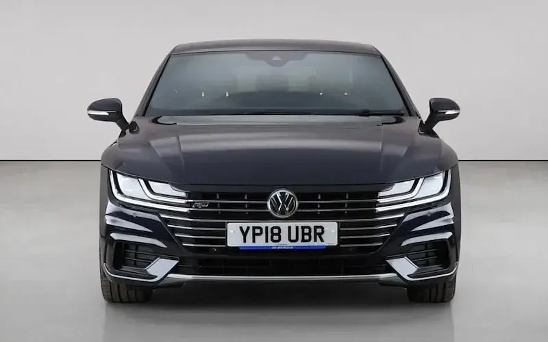 Used VW Arteon R-line 190 HP (139 kW) 2020 Hatchback