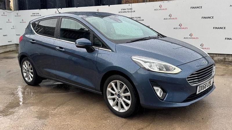 Used Ford Fiesta Titanium 100 HP (73 kW) 2019 Blue Hatchback