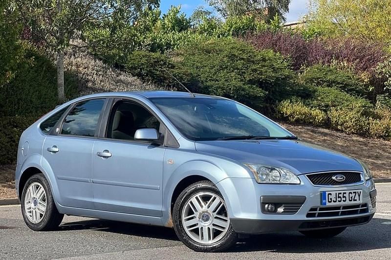 Blue Used 2005 Ford Focus Ghia Hatchback | £2,295 (Good price) - Image 1/1