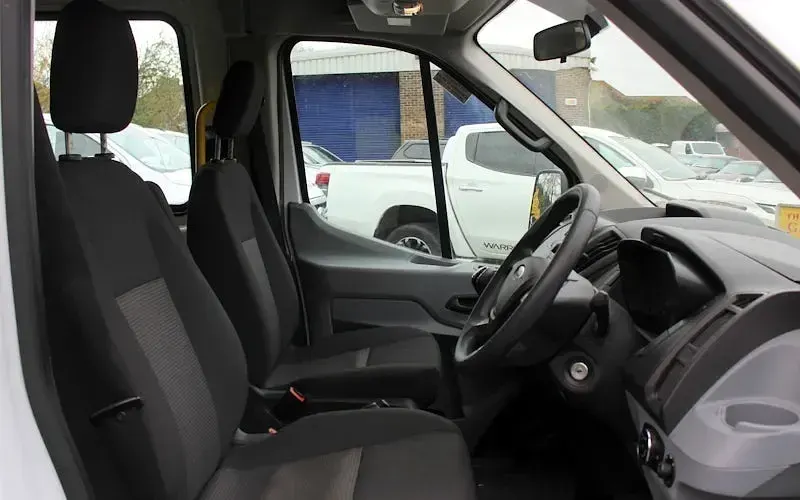 Used Ford Transit 125 HP (91 kW) 2016 White Van