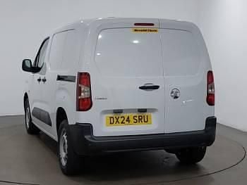 Used Vauxhall Combo 100 HP (73 kW) 2024 White Van