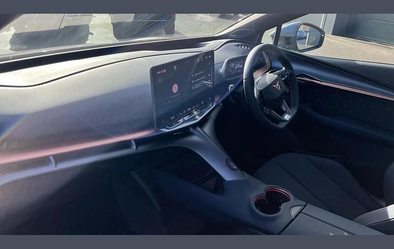 New Cupra Tavascan VZ1 250 kW (340 HP) 2026 Metallic  white silver SUV