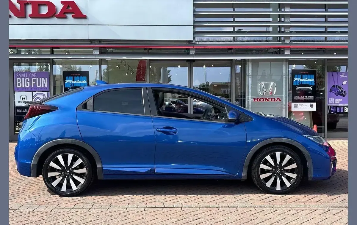 Used Honda Civic SR 139 HP (102 kW) 2016 Blue Hatchback
