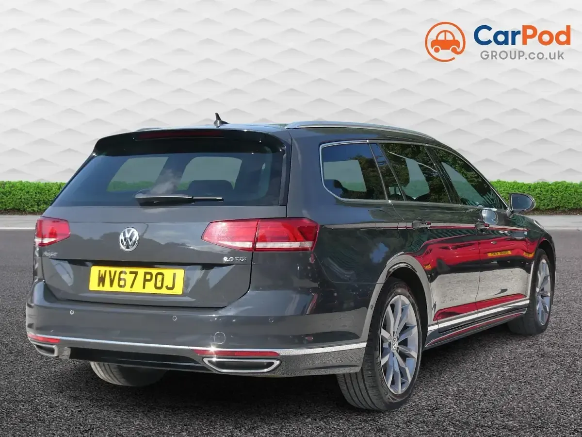Used VW Passat R-line 150 HP (110 kW) 2017 Grey Estate
