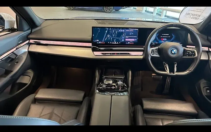 Used BMW i5 M Sport 246 kW (335 HP) 2024 Brooklyn grey Sedan