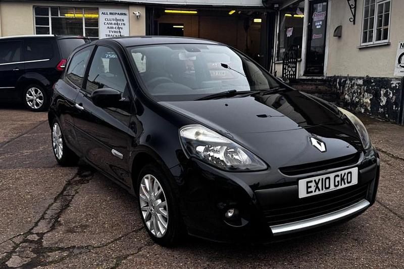 Used Renault Clio II Dynamique 86 HP (63 kW) 2010 Black Hatchback