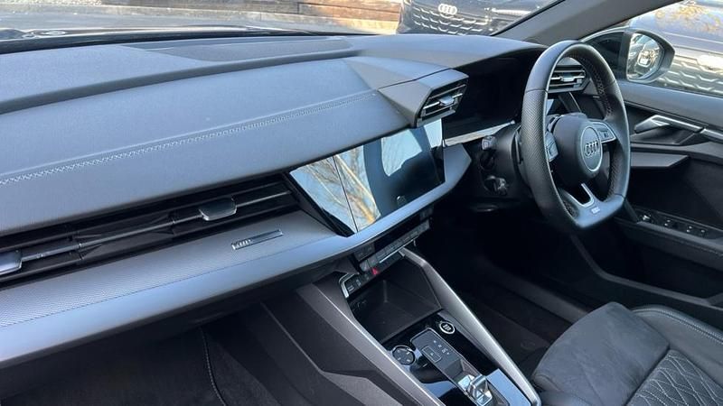 Used Audi A3 Comfort 150 HP (110 kW) 2022 Blue Sedan