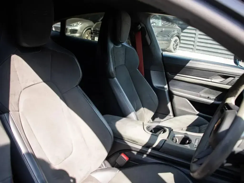 Used Porsche Taycan GTS 92 kW (126 HP) 2022 Sedan