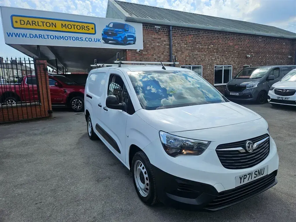 Used Vauxhall Combo Edition 2022 White MPV