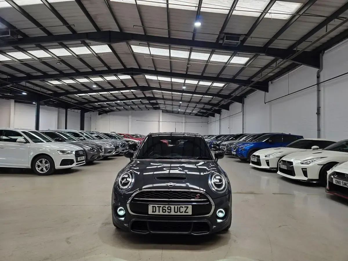 Used Mini Cooper S Hatch 189 HP (139 kW) 2020 Grey Hatchback