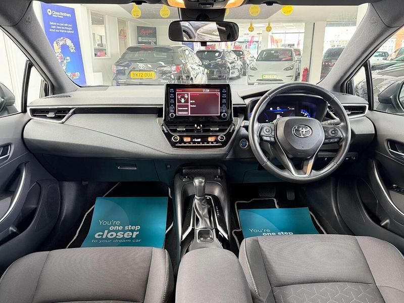 Usado Toyota Corolla 2023 Negro Familiar