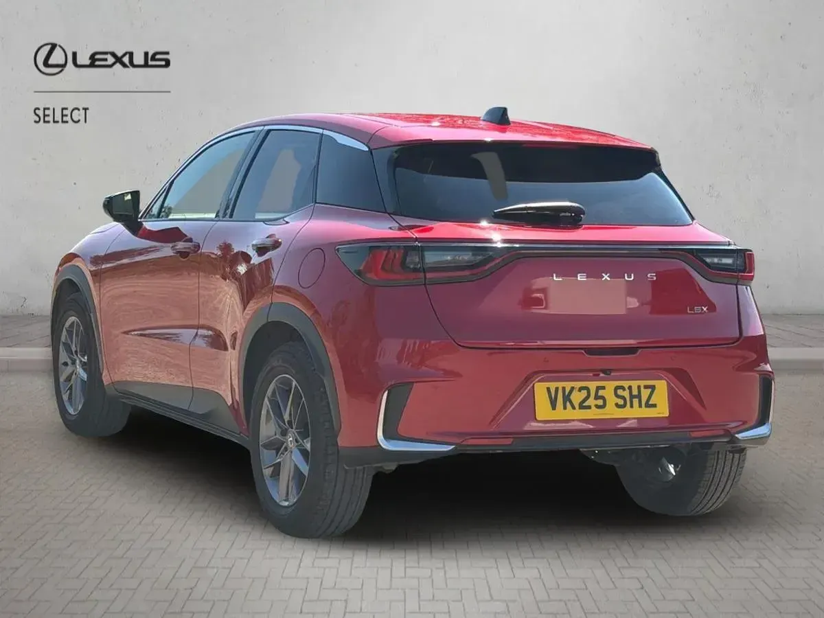 Used Lexus LBX 136 HP (100 kW) 2025 Red SUV