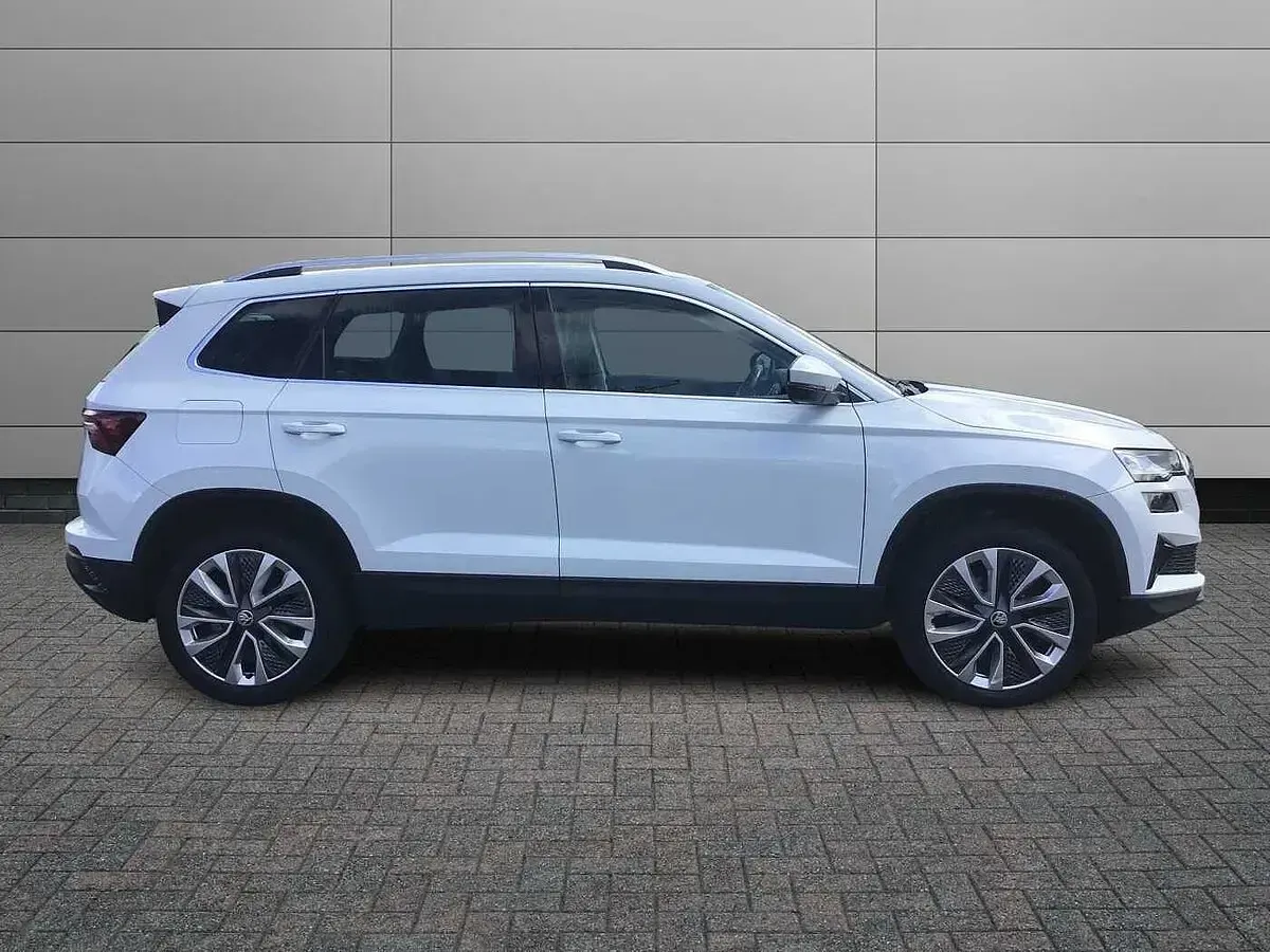 Used Skoda Karoq SE L 110 HP (80 kW) 2023 Moon white metallic SUV