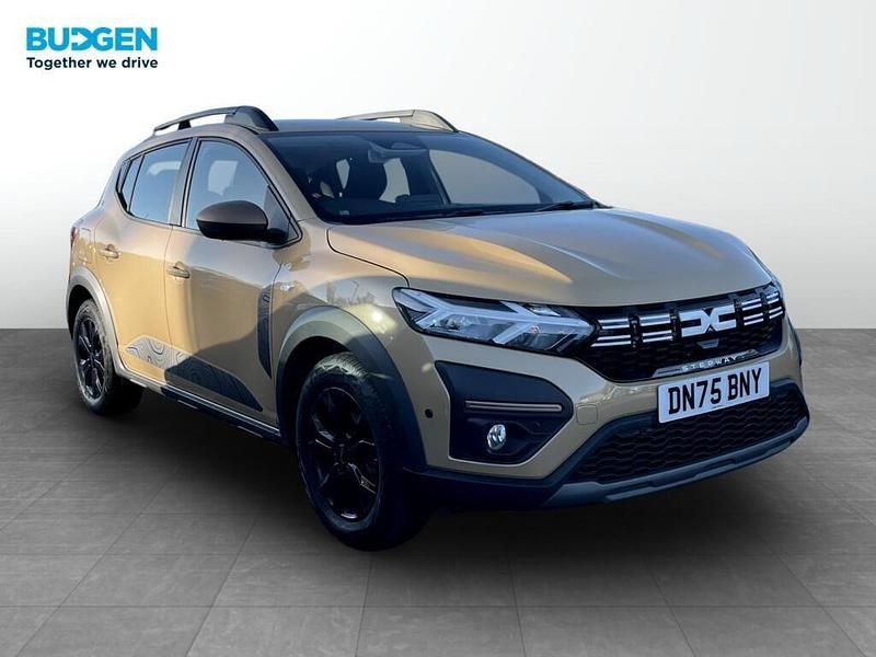 Used Dacia Sandero Extreme 2025 Beige Hatchback