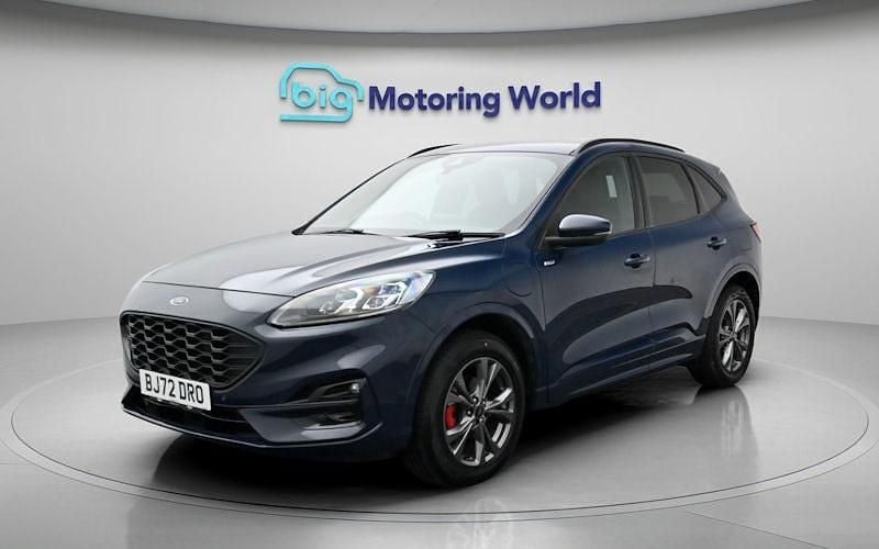 Usado Ford Kuga ST-Line 224 HP (164 kW) 2022 SUV