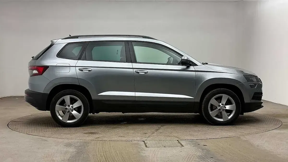 Used Skoda Karoq SE 115 HP (84 kW) 2019 Business grey metallic SUV