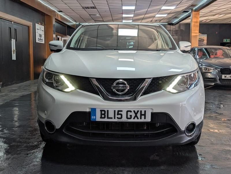 Used Nissan Qashqai N-TEC 115 HP (84 kW) 2015 White SUV
