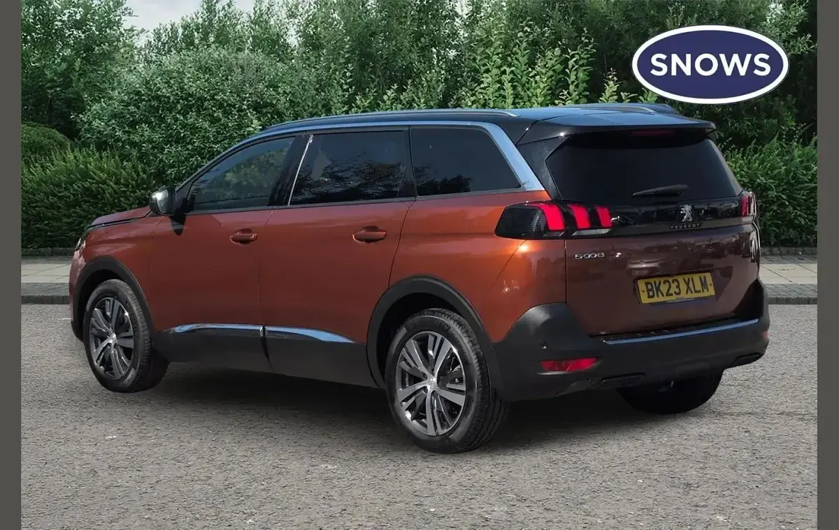 Used Peugeot 5008 Allure+ 131 HP (96 kW) 2023 Bronze SUV