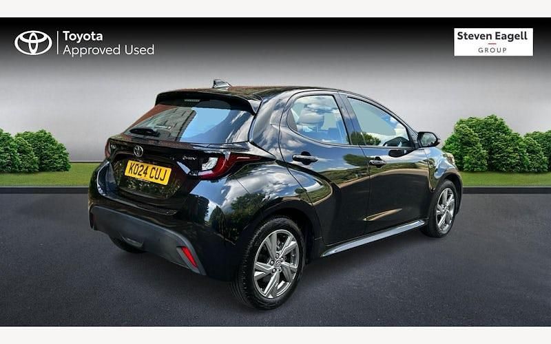 Used Toyota Yaris Hybrid 116 HP (85 kW) 2025 Hatchback