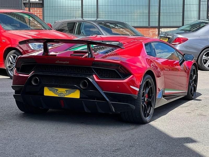 Used Lamborghini Huracán 640 HP (470 kW) 2018 Rosso bia Coupe