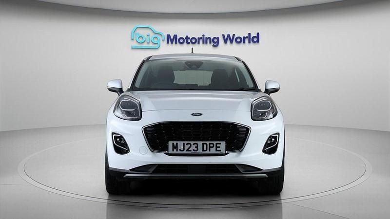 Begagnad Ford Puma Titanium 155 HK (114 kW) 2023 Vit SUV
